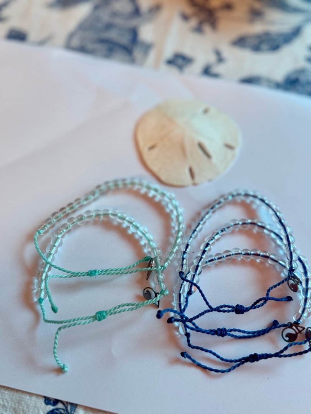 4Ocean Bracelets Lot of 5- 2 Aqua 3 Blue Adjustable Cords - Picture 3 of 8